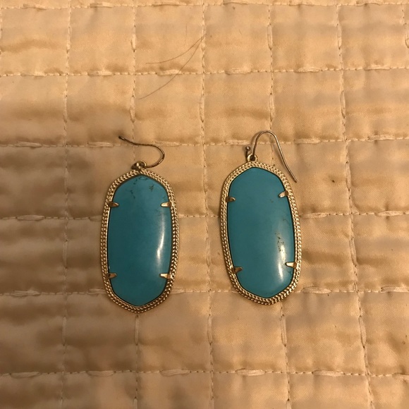 Kendra Scott Danielle Earrings - Picture 1 of 3
